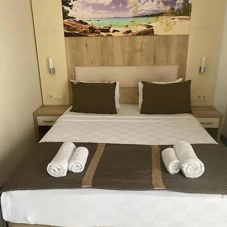 Akkan Beach Hotel Bodrum Exterior photo